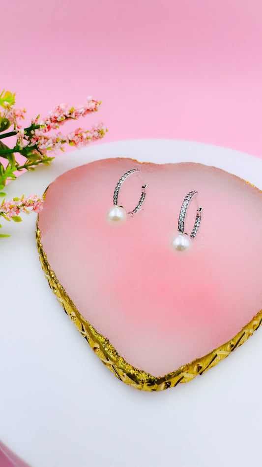 Aretes de Perla Cultivada de Agua Dulce y Pavé