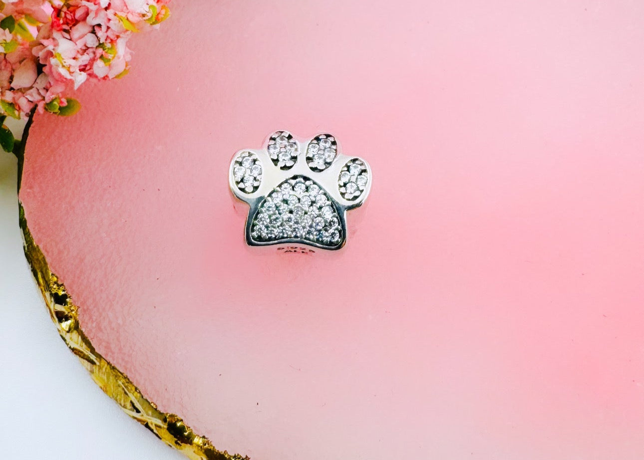 Charm de huellita